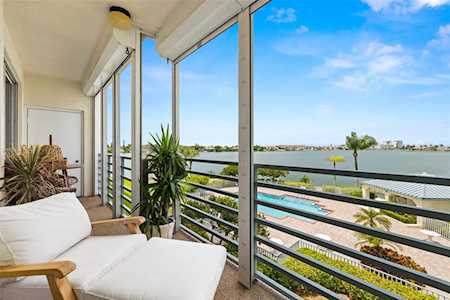 7932 Sailboat Key Blvd S #208 South Pasadena, FL 33707