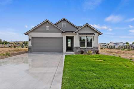 634 N Hiltonhead Way Eagle, ID 83616