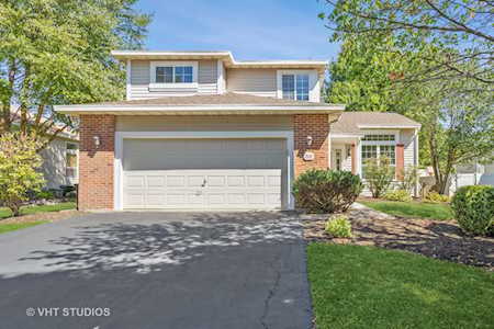 200 Periwinkle Ln Bolingbrook, IL 60490