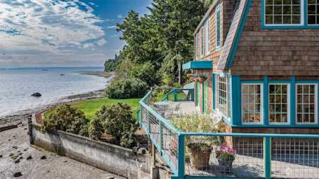 26319 Pillsbury Rd SW Vashon, WA 98070