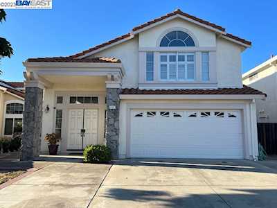 4487 Alvarado Blvd Union City, CA 94587