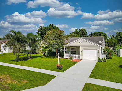 5247 W Canal Circle Lake Worth, FL 33467