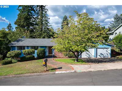 6677 SW Bancroft WAY Portland, OR 97225