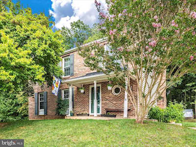 211 Village Way Mount Airy, MD 21771