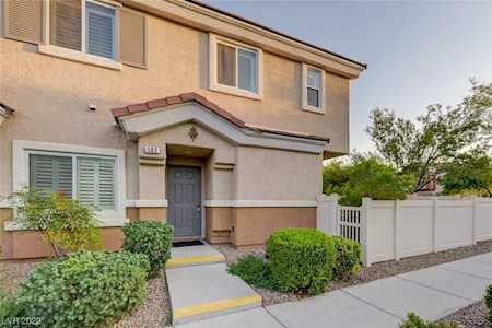 9967 Aspen Rose St #102 Las Vegas, NV 89183