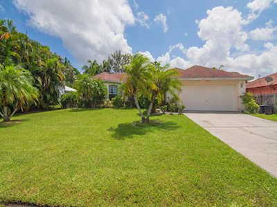 1686 SW Mercedes Avenue Port St Lucie, FL 34953
