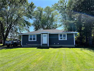 4287 N Boston Rd Eden, NY 14057