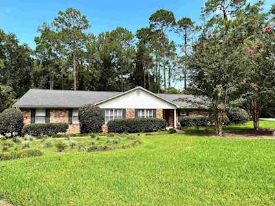 2044 Quinn Ct Tallahassee, FL 32309