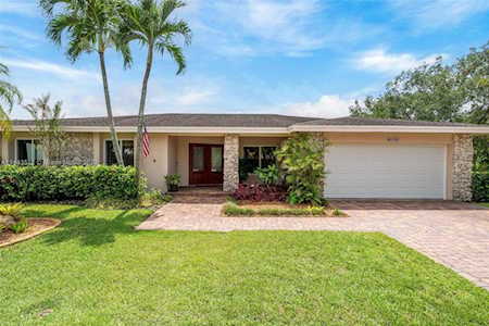 16620 Royal Poinciana Dr Weston, FL 33326