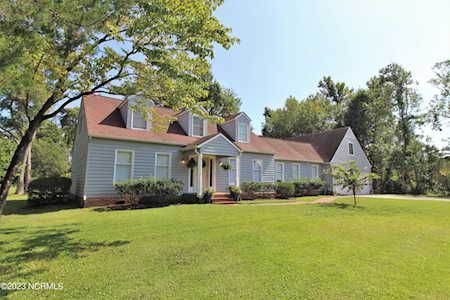 109 Tree Fern Dr Morehead City, NC 28557