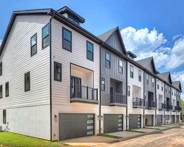 9111 Galleria Dr Charlotte, NC 28270