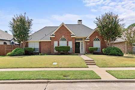 8391 Hidden Spring Drive Frisco, TX 75034