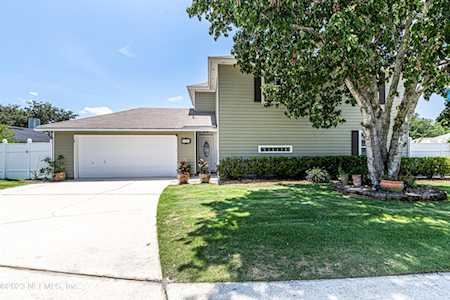 6184 Chambore DR Jacksonville, FL 32256