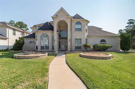 17624 Shadow Valley Dr Spring, TX 77379