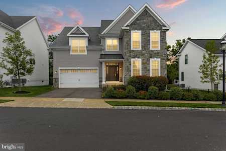 7 Pettits Bridge Rd Jamison, PA 18929