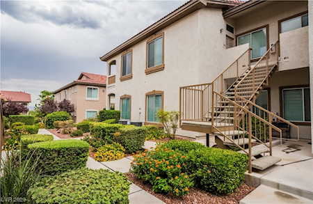 2305 W Horizon Ridge Parkway #1123 Henderson, NV 89052