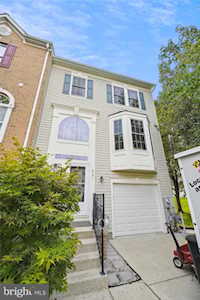 8791 Stonehouse Dr Ellicott City, MD 21043