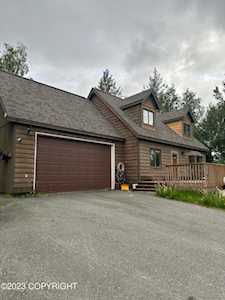 3032 E Whispering Woods Dr Wasilla, AK 99654