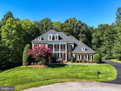 4101 Bolton Overlook Ct Woodbridge, VA 22192