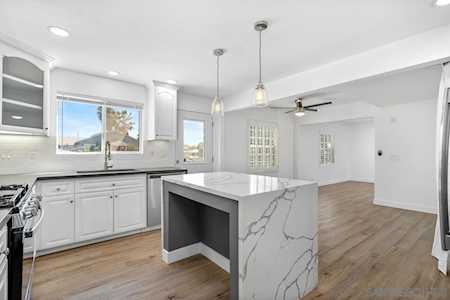 4003 Paula La Mesa, CA 91941