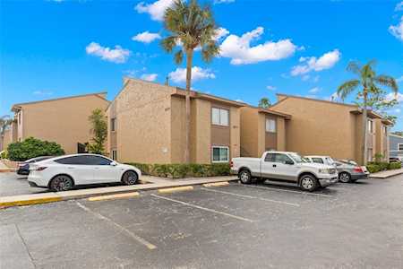 1577 Greenlea Dr #1 Clearwater, FL 33755