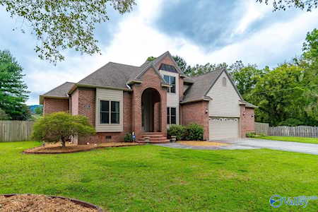 141 SE Cheval Blvd Brownsboro, AL 35741