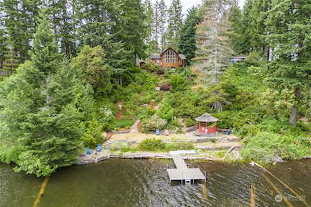 1871 E Trails End Dr Belfair, WA 98528