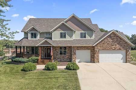 747 Samantha Circle Geneva, IL 60134