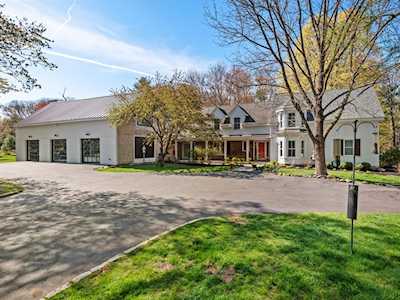 44 South Main Street Sherborn, MA 01770