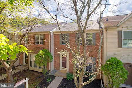 6907 Ridge Water Ct Centreville, VA 20121