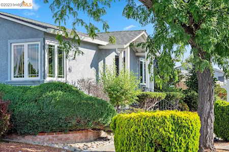4843 Serra Avenue Fremont, CA 94538