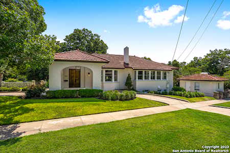 124 Encino Ave Alamo Heights, TX 78209