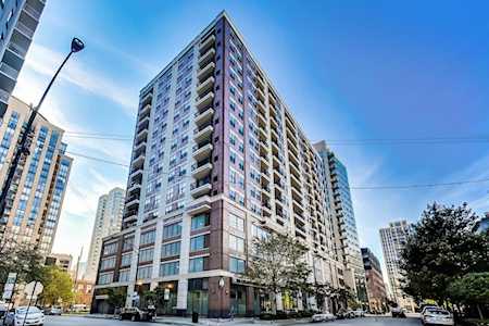 451 W Huron St #1207 Chicago, IL 60654