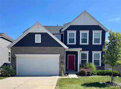 613 Wilmer Meadow Dr Wentzville, MO 63385