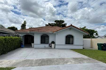 14690 SW 171st Ter Miami, FL 33177