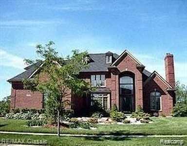 1844 Crowndale Ln Canton Twp, MI 48188