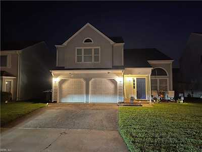 5921 Senators Ct Virginia Beach, VA 23464