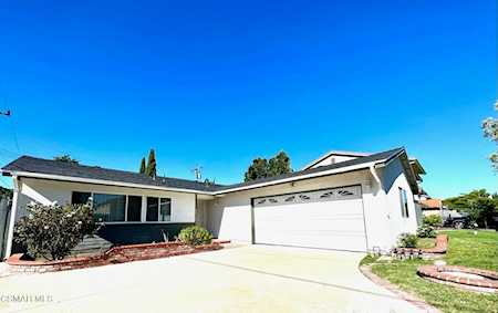2017 Abraham St Simi Valley, CA 93065