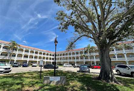 2404 Florentine WAY #16 Clearwater, FL 33763