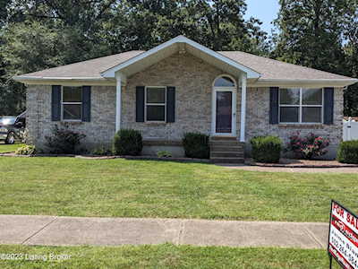 413 River Oaks Dr Shepherdsville, KY 40165