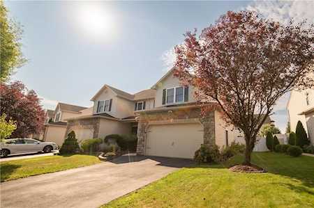 7706 Racite Dr Macungie, PA 18062