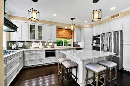 18 Foxtail Ln Rancho Santa Margarita, CA 92679