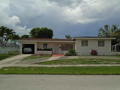 1412 Lake Victoria Drive Lake Worth, FL 33461