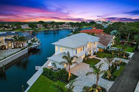 12898 S Shore Drive Palm Beach Gardens, FL 33410