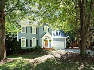 7901 Red Oaks Trl Waxhaw, NC 28173