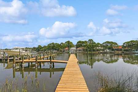 74 Indian Bayou Dr Destin, FL 32541