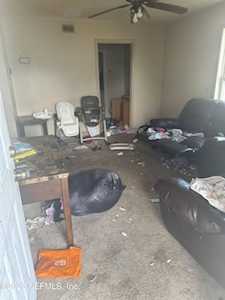 1316 Easter ST Jacksonville, FL 32211
