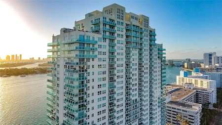650 West Ave #2203 Miami Beach, FL 33139
