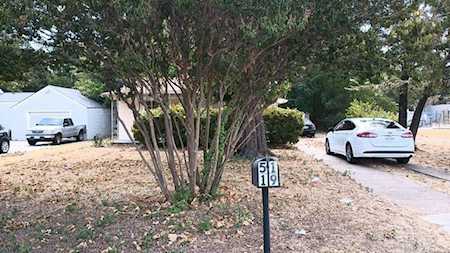 5119 Black Oak Lane River Oaks, TX 76114