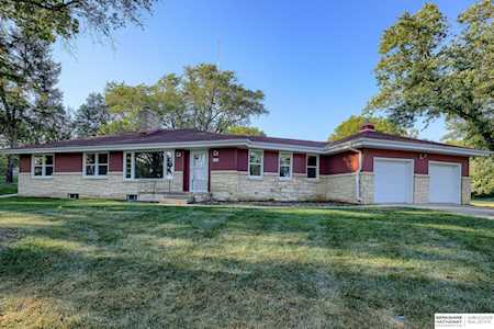 5406 Crown Point Ave Omaha, NE 68104